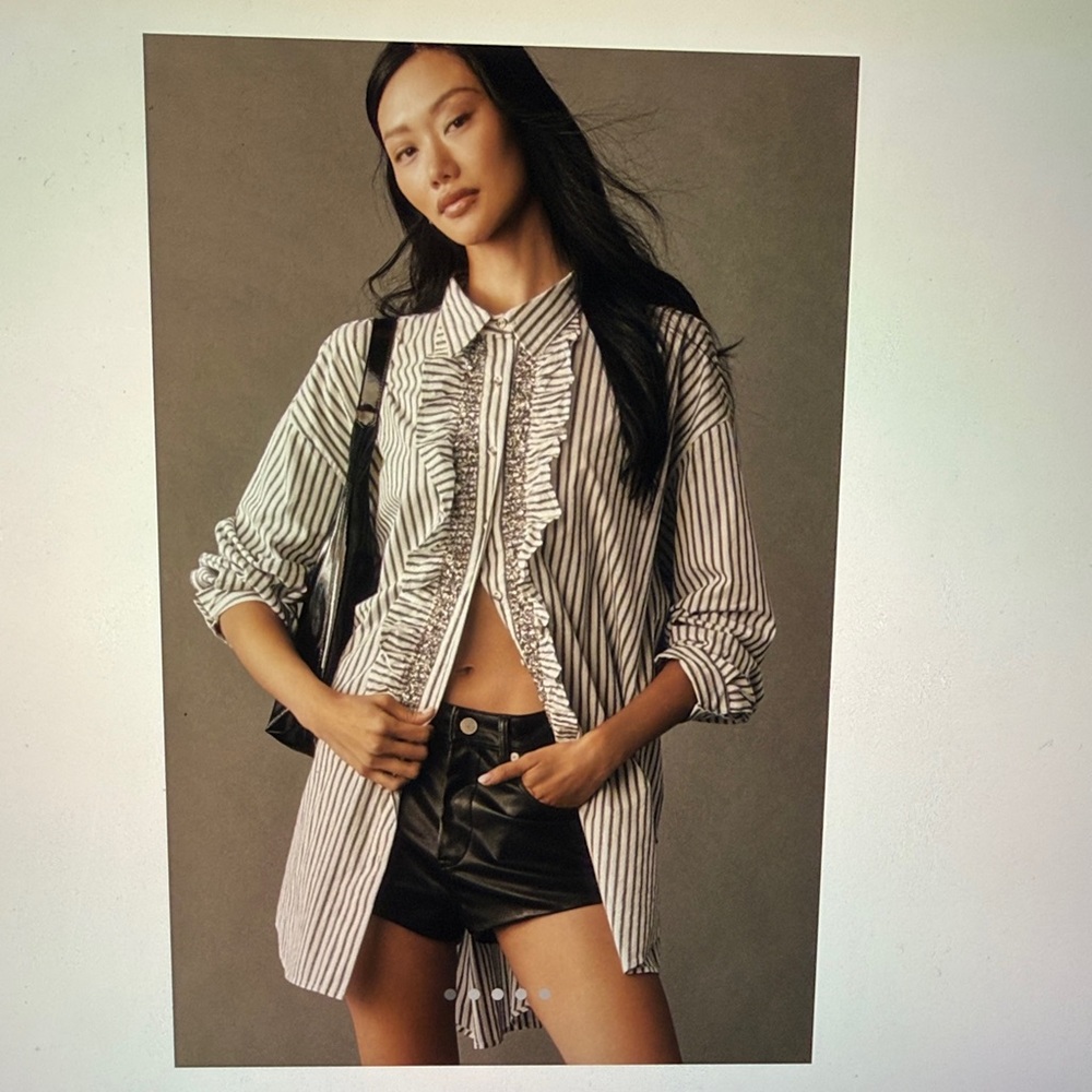 Anthropologie/pilcro 🖤🤍🖤Striped Ruffle-Front Button Shirt
